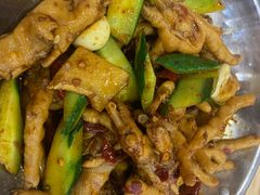 -江城燕子大排档(江汉路步行街店)