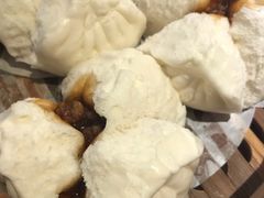蜜汁叉烧包-点都德(大茶楼店)