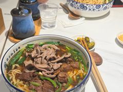 -镇南锅盖面馆(解放路店)