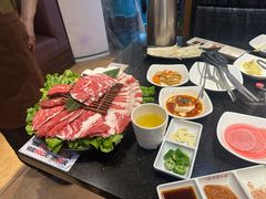 -木槿花韩式炭烤·熟成肉工坊(孙文东路店)