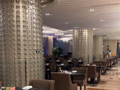-圣丰索菲特·2 On 988 Café 自助餐厅