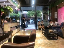 点击看大图 -震轩美容美发