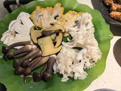 -钢管厂五区小郡肝串串香火锅(梅川路店)