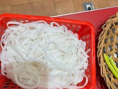 -潮汕·草根牛肉档(上海荟聚城市集市店)