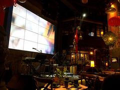 -胡桃里乐队酒馆(鎏嘉码头店)