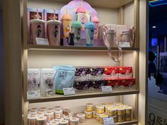 -奈雪的茶(湖滨银泰in77C区PRO店)
