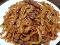 炒牛河-美食店(华贵路店)