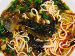 酸菜面-牛一嘴·兰州牛肉面·大盘鸡(财富中心店)