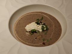 松露蘑菇浓汤-弦月窗LUNETTE BY AMANDA(复兴路店)