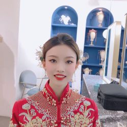 -艾米丽婚纱礼服