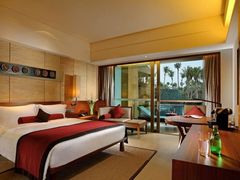 -三亚湾海居铂尔曼度假酒店