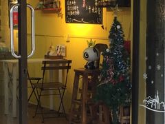 -志龙皇冠吃货椰子铺