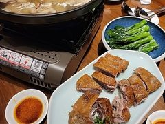 -龙悦湾酒家·八阵鱼生·渔人码头店