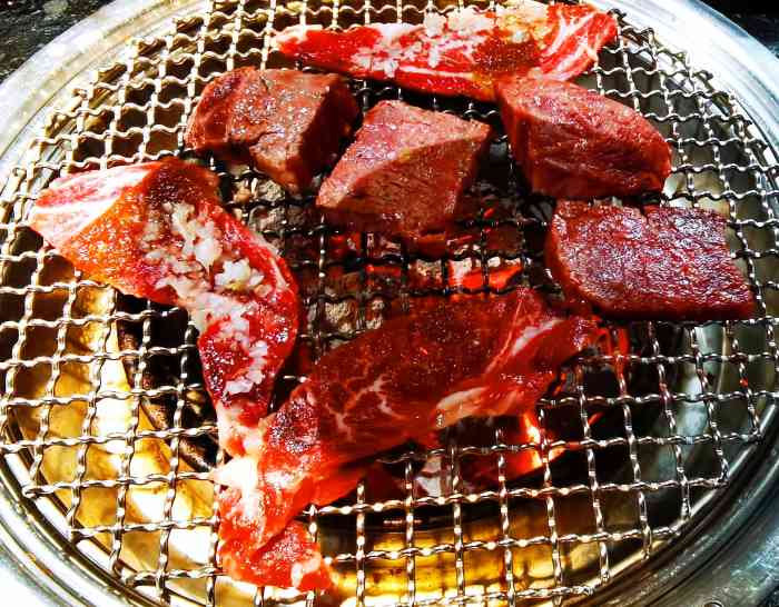 福福日式碳火烧肉(大宁音乐广场店)