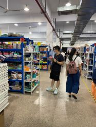 -逝水玩具折扣店