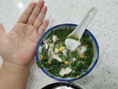 牛双弦-容意发牛杂店(中山八店)