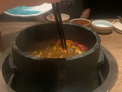 野生菌石锅土鸡-蘑界·野生菌火锅(深业上城店)