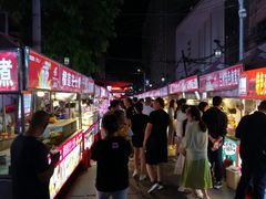 -正宁路小吃夜市