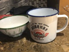 -沪小二炭火蛙锅(淮海中路美食不夜城店)