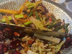 -小鱼小牛·鱼牛干锅·脆鱼火锅(世欧广场店)