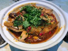 -魏铭鱼头捞饭(晋阳路店)