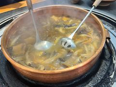 -阿山卓·野生菌火锅·纳西火塘烤肉