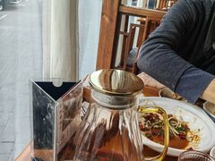 -鸽舞笙平金牌烧鸽子·融合菜(鲁谷店)