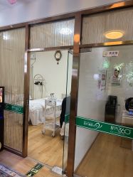 -苗方清颜专业祛痘连锁机构