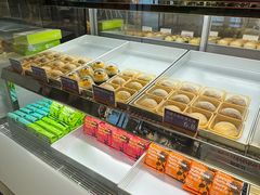 -HappyMiss花满楼·鲜花饼·鲜花茶·伴手礼(上海环球港店)