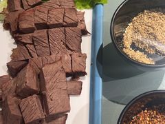 -乔家小院•非遗驴肉•本地小海鲜(滨河路店)