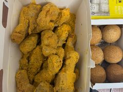 -BHC炸鸡(明洞总店)