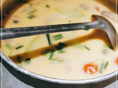 -大头虾越式风味餐厅(光明广场店)