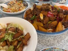 -汗腾格里·风味餐厅(新疆驻京办店)
