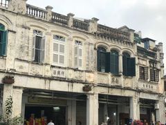 -吴日彪蒜香猪牛排(水巷口店)