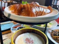 精品烤鸭-局气烤鸭·北京菜(前门店)