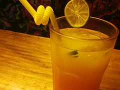 -在路上酒吧(大理古城店)