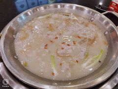 -老来福·非遗酸汤兔(凯旋路店)
