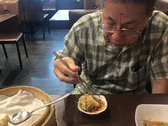 -高雄杨宝宝锅贴