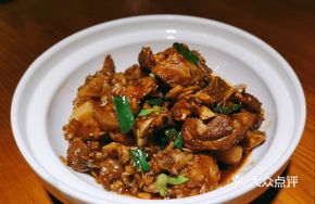 Mom's Pork Trotter