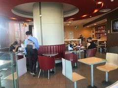 大堂-麦当劳(展览路店)