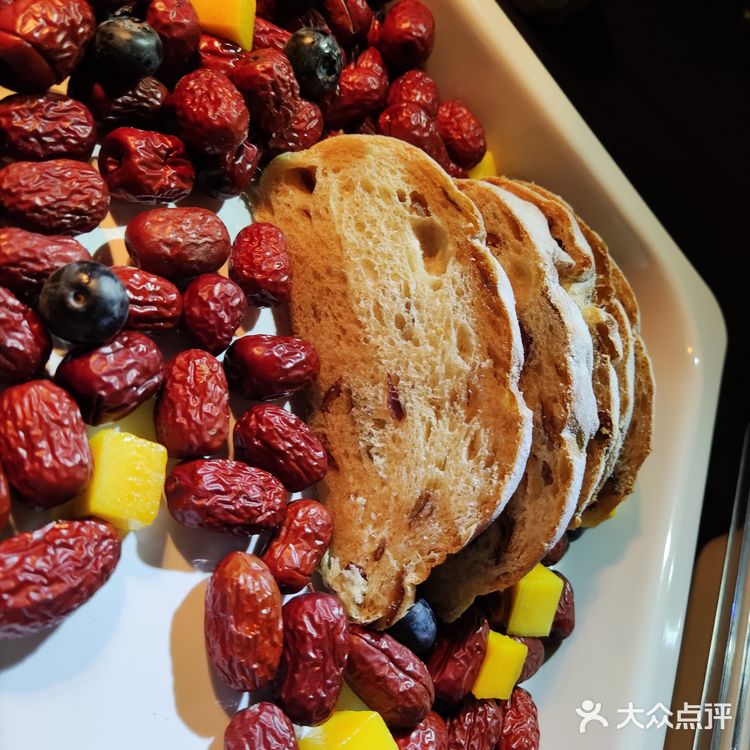 三亚香格里拉度假酒店|Kon Tiki餐厅