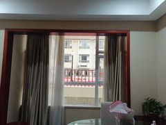 -兴芮温泉度假区