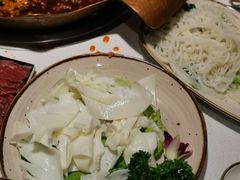 -墨居上隐·院子里火锅(峨眉店)