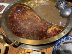 -小天鹅火锅·一线江景洪鼎旗舰店(洪崖洞店)