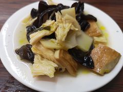 -朱新年·苏式汤团·面点(北寺塔店)