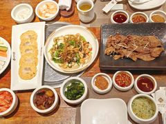 -萨拉伯尔(燕莎友谊商城店)