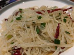 -老郑家东北春饼(龙悦居店)