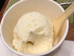 香草冰激凌-济南香格里拉·咖啡泉自助餐厅