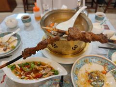 -汗腾格里·风味餐厅(新疆驻京办店)