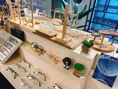 -Trend1881视光·蔡司视觉(领展广场店)